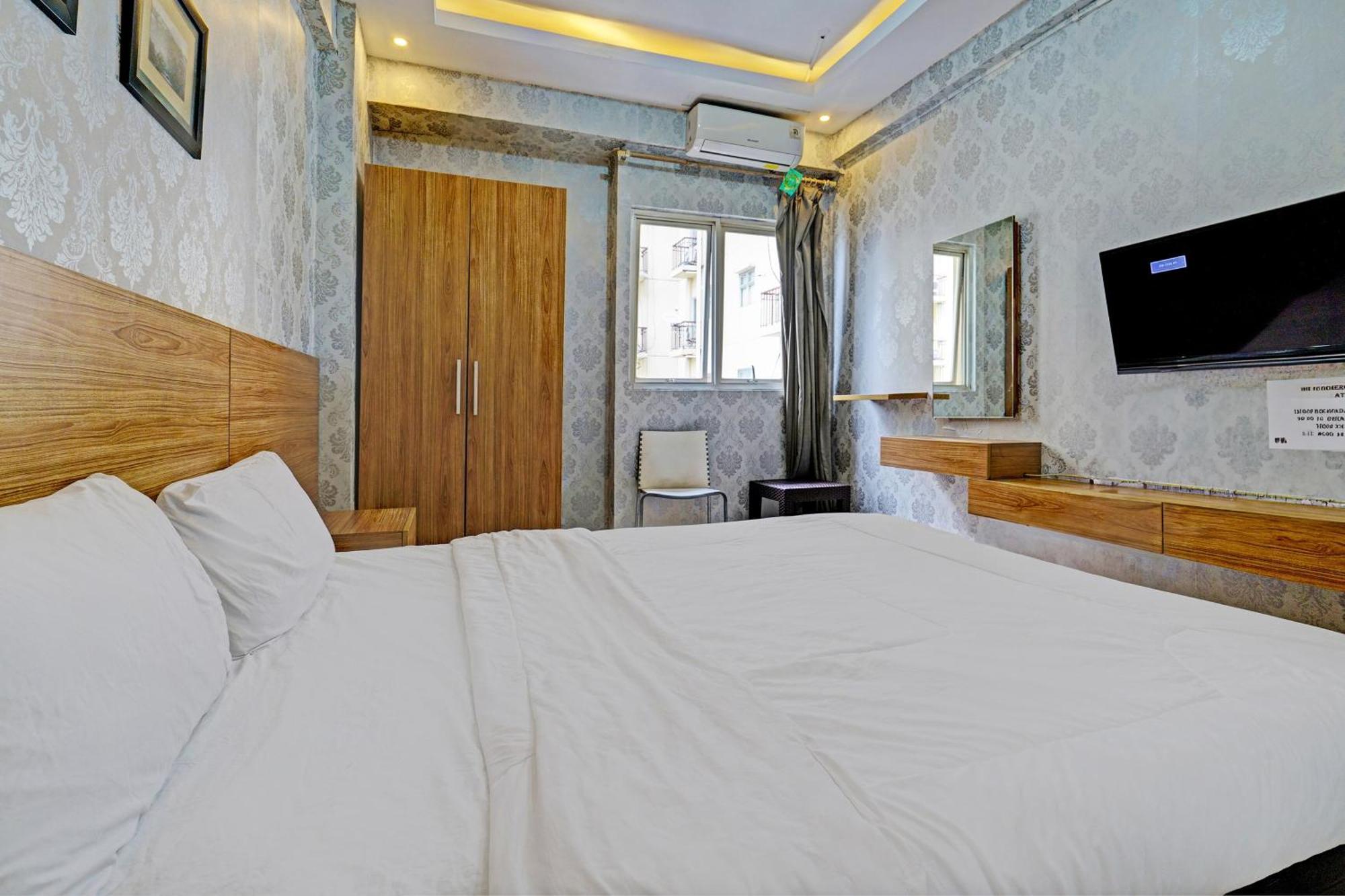 Oyo Life 93103 Apartement Gateway Cicadas By Fikri Room Bandung Exterior photo